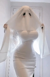 巨乳＋くびれ＋骨盤広い女性だからこそできるコスプレ