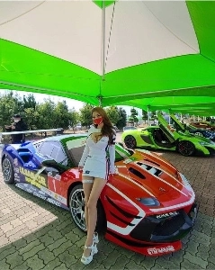 レーシングモデル キム・ヒョジン