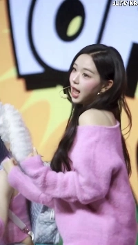 (SOUND)[トリプルS] トリプルSキム・チェヨンの最近のカムバックショーケース