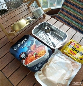 25,000ウォンのコンビニプデシチューは人気と不人気がある。