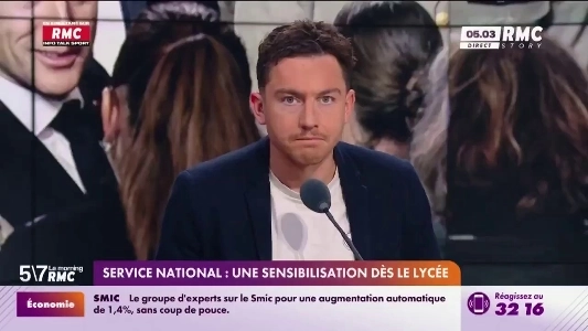 (SOUND)フランスのマクロン大統領が志願兵役制度を導入