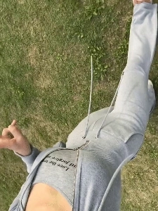 最近漢江に行くとよく見かける女の子のスタイル。