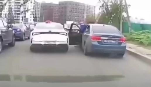 (SOUND)ロシアでの報復運転