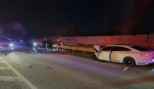 ランボルギーニに轢かれ治療中の30代男性死亡、警察は「訴追する権利なし」と結論付ける