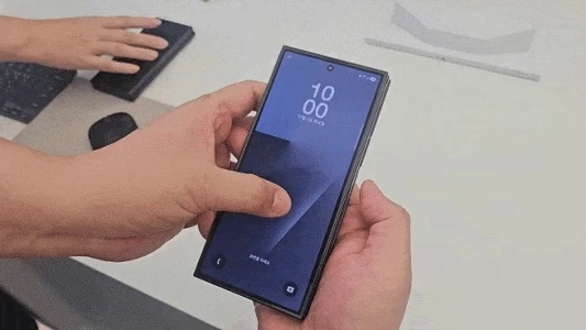 Galaxy Trifold ハンズオンビデオ