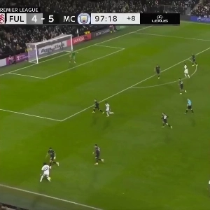 (SOUND)98分にフラムが5-5の同点のチャンスを迎える