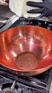 (SOUND)イタリア人は韓国風パスタを見てショックを受ける