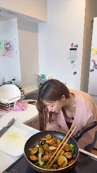 (SOUND)ヤクフ）秘伝のミルクで料理する妹