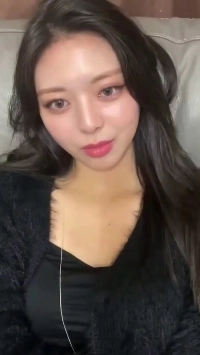 (SOUND)ユナさんは髪や足の匂いがしないと言う