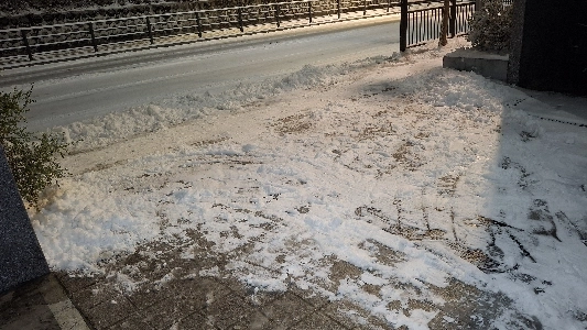 家の前の除雪をしました。