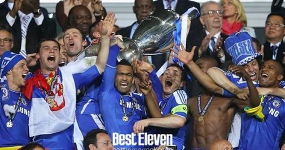 トランプのことは何も知りませんが、授賞式ではやろうと思います（笑）。