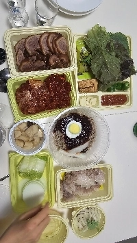 最近、宅配料理は6万ウォンかかります。