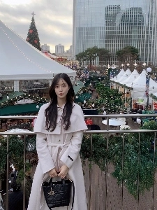 スジン・キム (s2jiin)