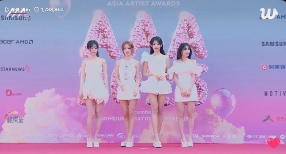 (SOUND)qwer) レッドカーペット入場