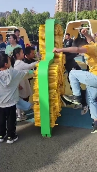 (SOUND)中国に建設された新しい遊び場