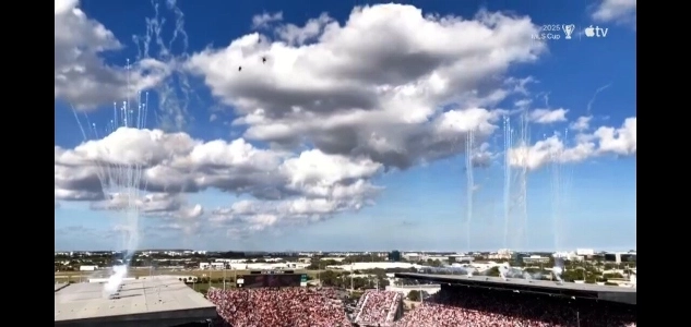 MLS決勝はカナダ対アメリカの国別対抗戦のような感じ