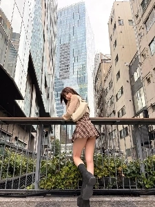 来春流行るレディーススカートファッション