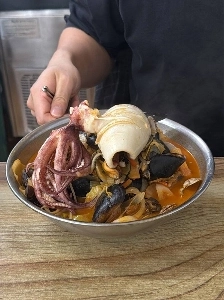 先ほど 13,000 ウォンのジャンボンを投稿しました。11,000 ウォンのジャンボンを紹介します。