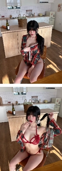 キム・ユディの赤いシースルーのブラジャーとパンティーは、隠すべき部分だけを隠しており、素晴らしいボディを持っています