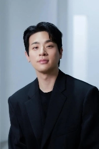 パク・ジョンミン コスプレ