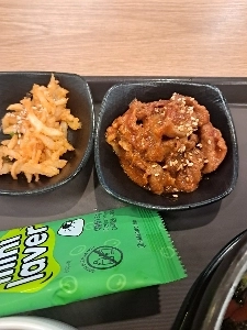 乙支出勤途中の朝食(ドルソビビンバ+豚肉)