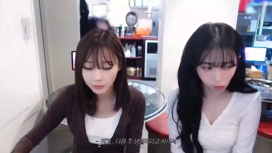 (SOUND)ジゼルはミートケーキで誕生日を祝います