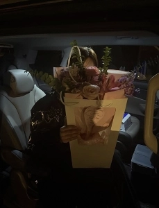 オープンラブ中の恋人アン・ユジョンはユ・ビョンジェの誕生日にデートした。