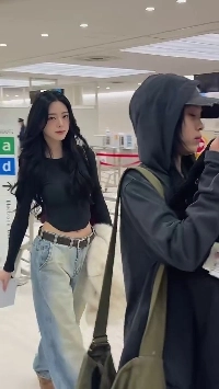 (SOUND)空港で会ったITZYユナ