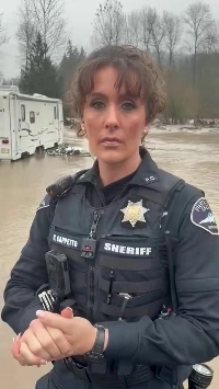 (SOUND)アメリカ・ワシントン州が洪水に見舞われる