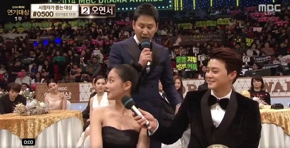 (SOUND)セックスの点滴も真の才能の領域です。