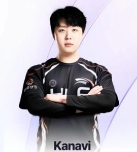 彼は本当にイ・ジュンソクに似ています。JPG はははは