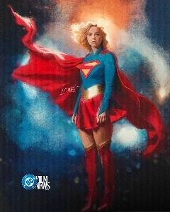 DCはスーパーガールで再挑戦している。