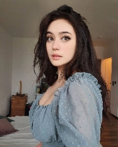 最近、ベトナム混血女性の美しさと体