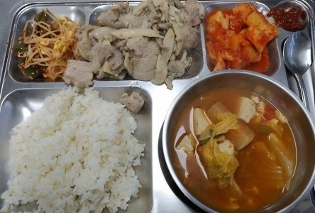 大韓民国海軍の食事。