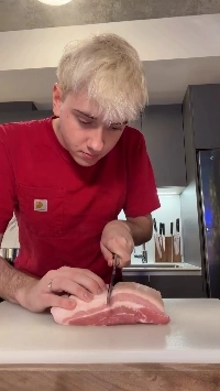 (SOUND)アメリカ人が作った豚バラ肉のパスタ