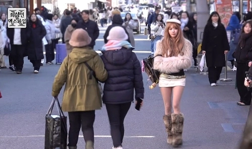 世界で最も美しいKギャルが聖水洞へ行った