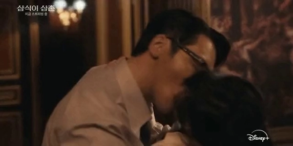 ピョン・ヨハン＆ティファニーの濃厚キスシーン