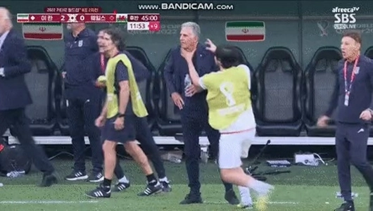 シン・テヨン監督が暴行だとしたら、これは何ですか?