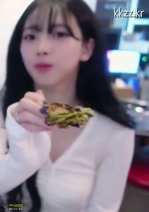 【エスパ】エスパカリーナは食べてる姿が可愛い