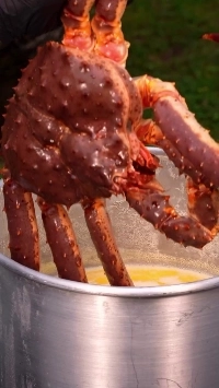 (SOUND)タラバガニのガーリック漬け煮