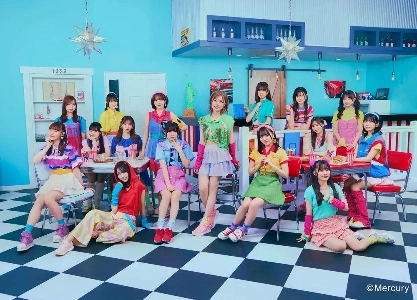 日本のガールズグループHKT48握手会襲撃事件発生