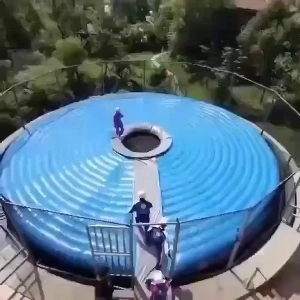 見た目も楽しい空気穴ゲーム