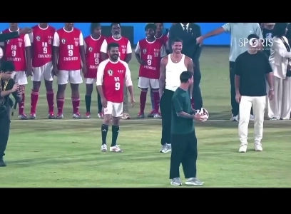 (SOUND)メッシ、インド遠征中に犬の訓練を受ける