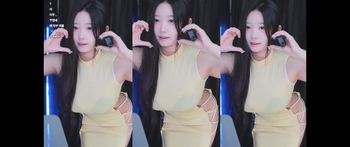 (SOUND)サイドのカッティングが涼しげで透け感のあるブラが印象的なレモン色のワンピースブラ。