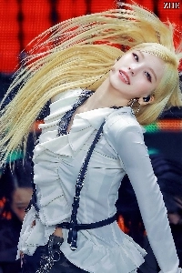 ITZYイェジの金髪美女は好き嫌いが分かれる
