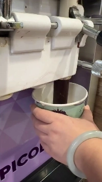 (SOUND)チョコレートソフトクリームマシン過冷却事故