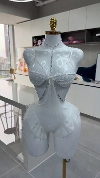 (SOUND)クリスマスに彼女に着てもらうのにおすすめです。