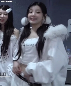 (SOUND)子育てに失敗して酒を飲むアイレット・ウォニ