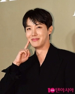 J-HOPEの顔は一般人の上位1％に入るのか？