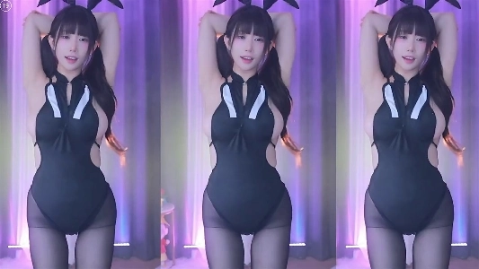 (SOUND)横乳はみ出しHカップバニーガール、レヨンガムゼロツー